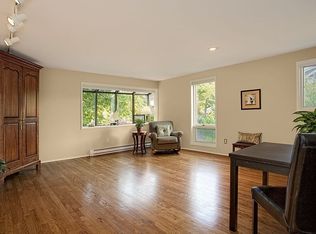 2101 Nob Hill Ave N APT 1B, Seattle, WA 98109