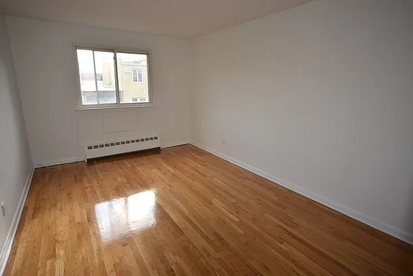 Rented by Voro, LLC | media 13