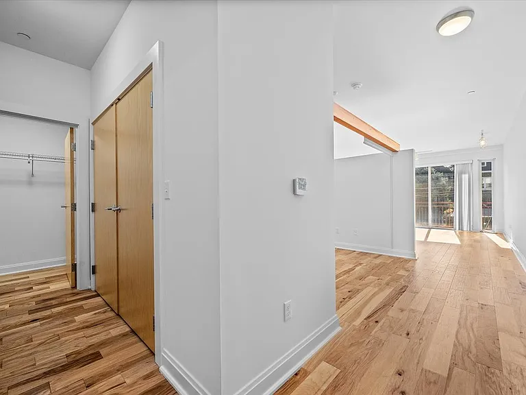 219 Carron St #203 — Photo 7