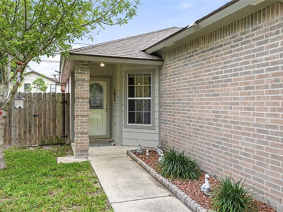 3rd image of 1630 Windy Oaks Dr