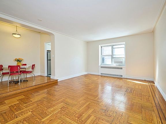 2nd image of 175 W 92nd St APT 1D