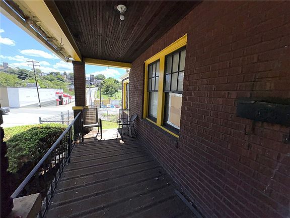 2nd image of 506 Gaskill Ave