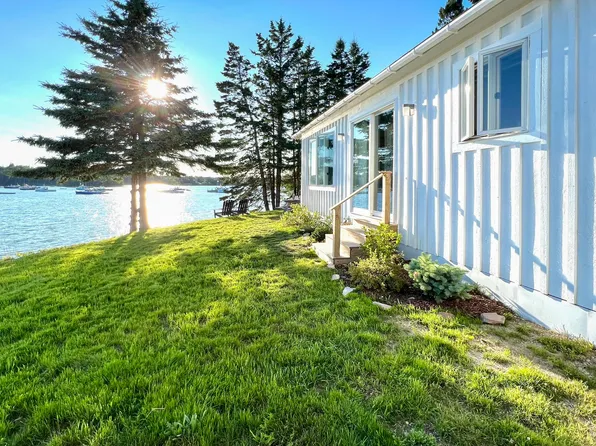 14 Western Way, Tremont, ME 04653