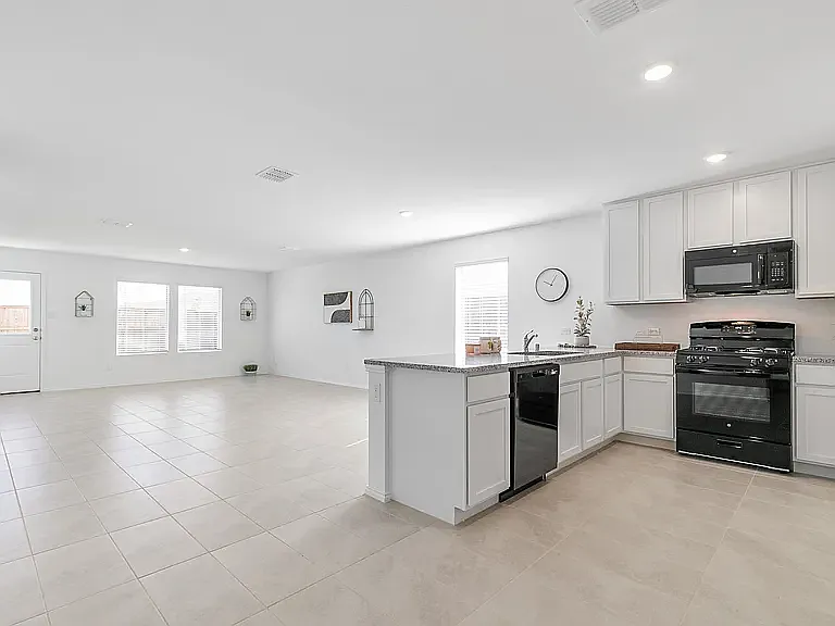 2821 Watchpoint Rd — Photo 21