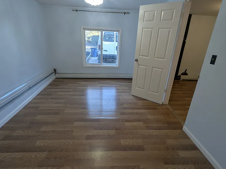 23 Bedford St — Photo 34