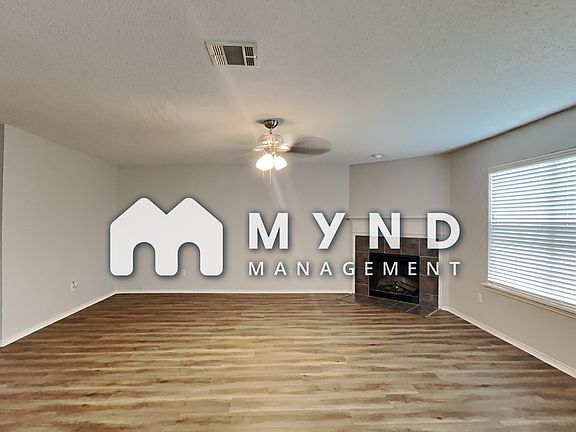 2nd image of 114 Branding Iron Dr
