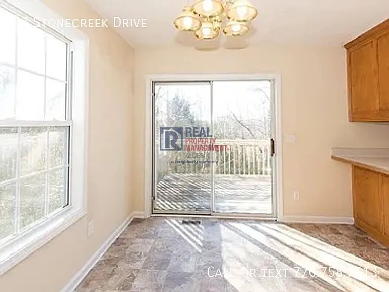 57 Stonecreek Dr — Photo 6