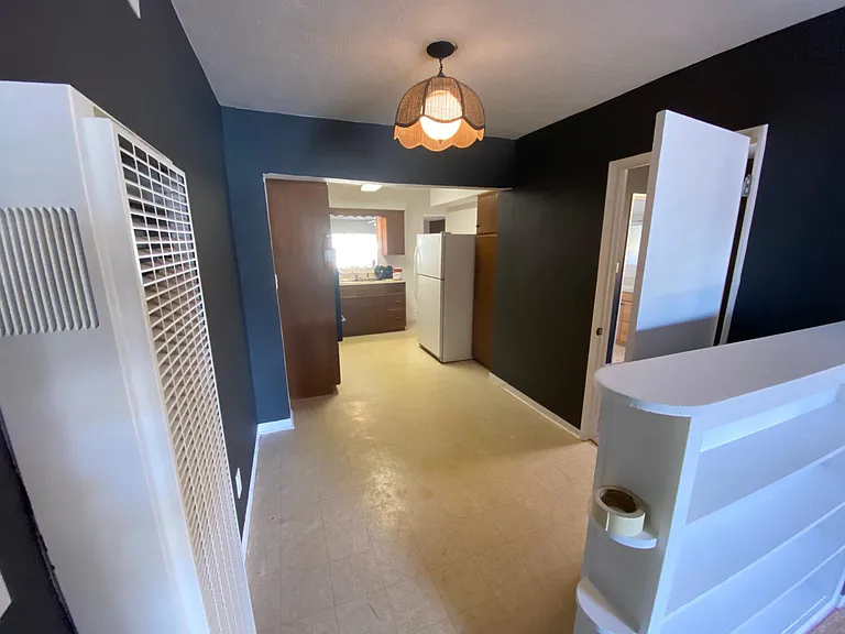 1019 E Waverly St — Photo 7