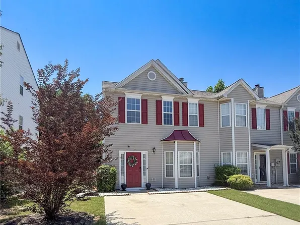 4843 Timber Hills Dr, Oakwood, GA 30566