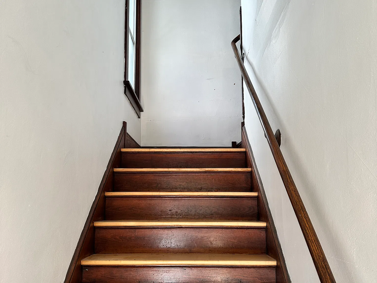 2 bed, 1200 sqft, $2,000 — Photo 3