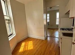 129 Perry St APT 6C, New York, NY 10014