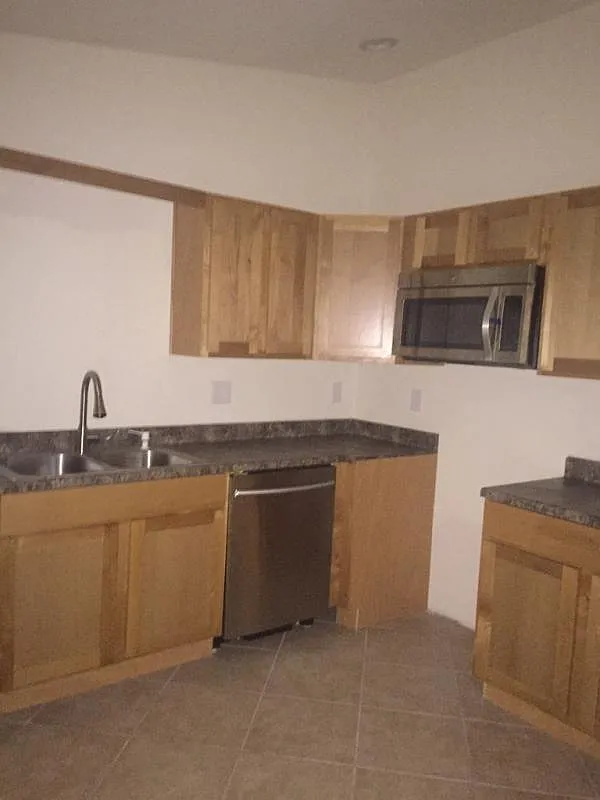 114 W Apache Unit #2 — Photo 1