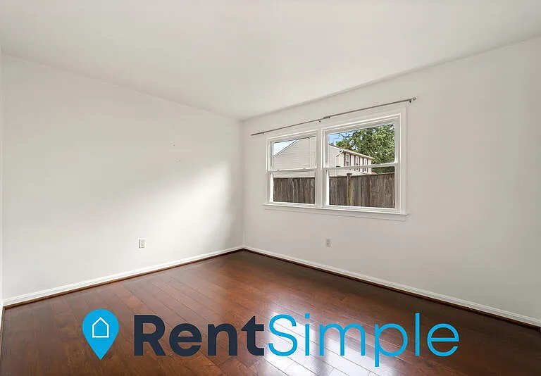 618 S Barton St — Photo 23