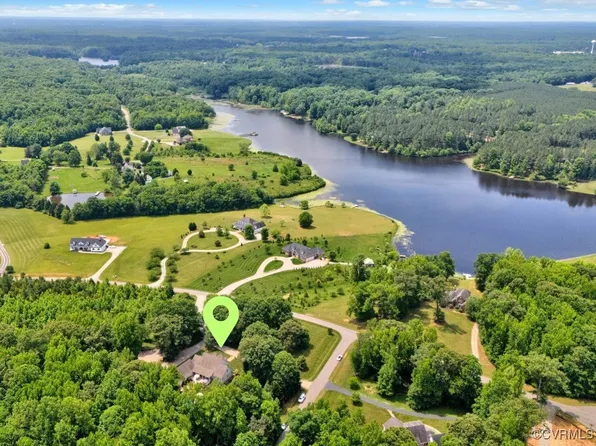 3621 Branch Lake Ct, Powhatan, VA 23139