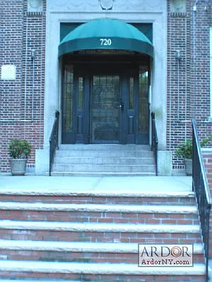 Sold by ArdorNY | media 3
