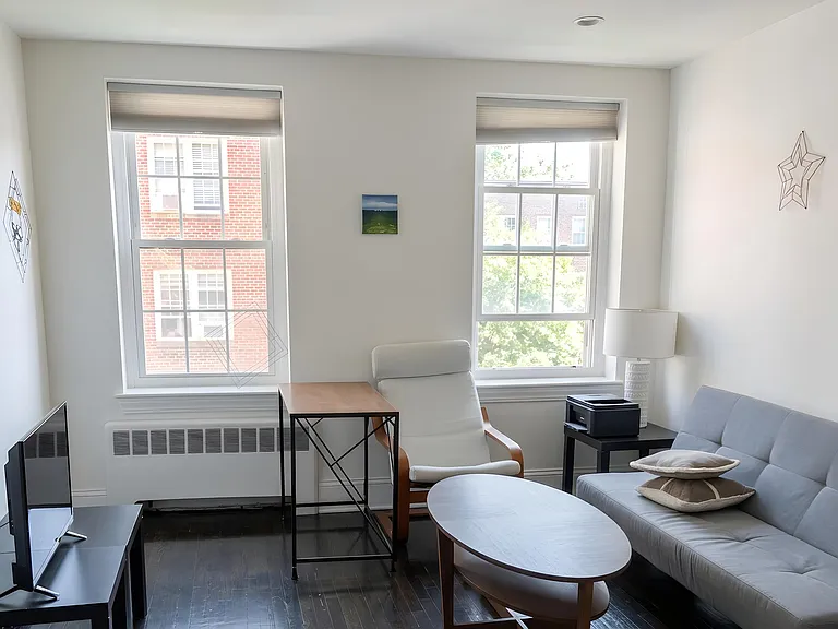 29 Englewood Ave #4 — Photo 2