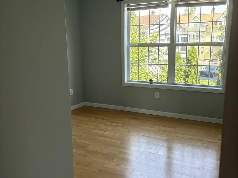 235 High St — Photo 24