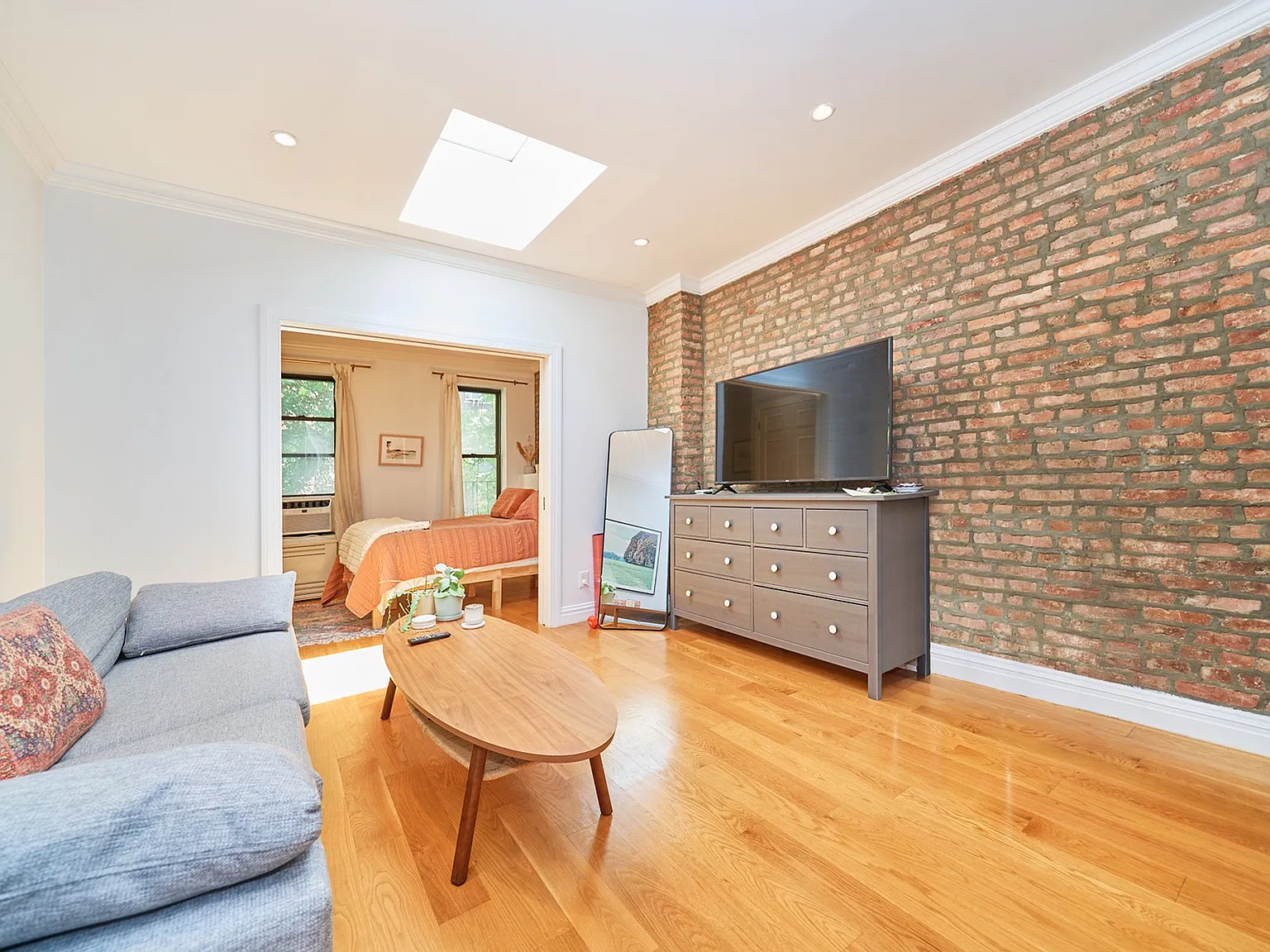 321 East 78th Street — Photo 2