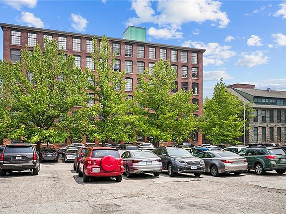 5th image of 28 Bassett St #1G