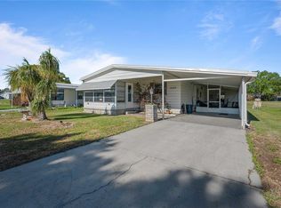 5427 Seville Dr, Zephyrhills, FL 33541
