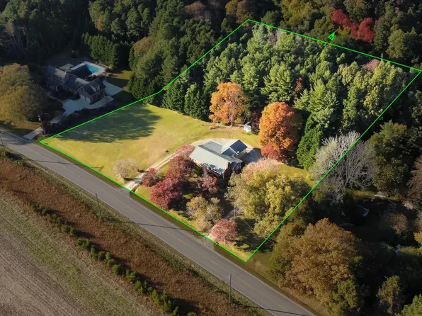 3817 W 10th Rd, Efland, NC 27243