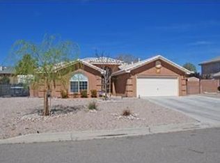 2565 Sandia Loop NE, Rio Rancho, NM 87144