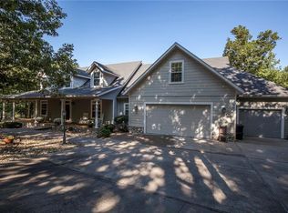 Fields Ln, Bella vista, AR 72715