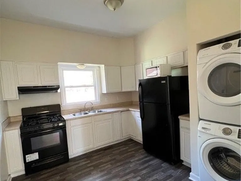 3010 Woodcliff Ave — Photo 6