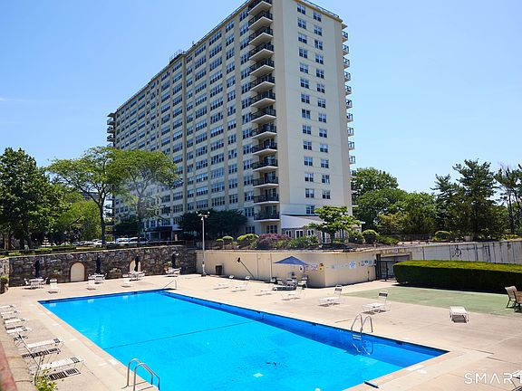 2nd image of 2625 Park Avenue #7S