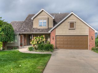 15362 Kathy Cir, Council Bluffs, IA 51503