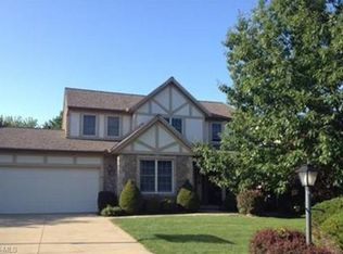19456 Winding Trl, Strongsville, OH