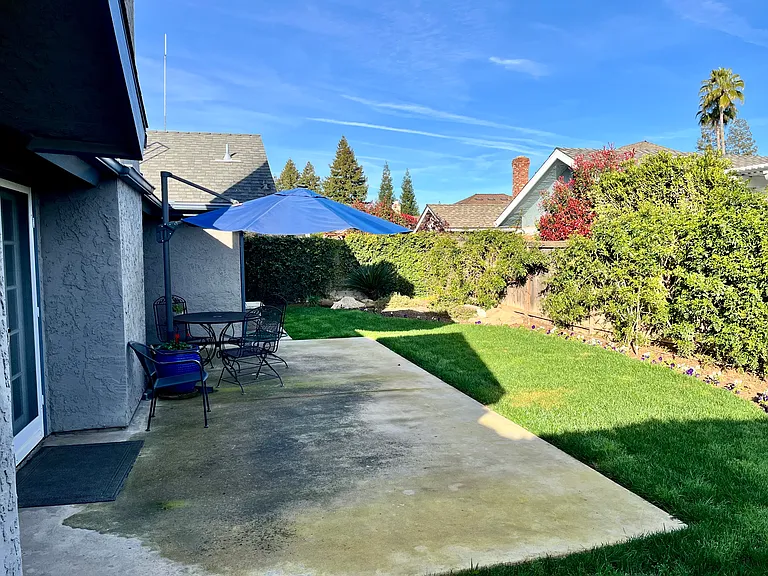 1174 E Kenosha Ave — Photo 20