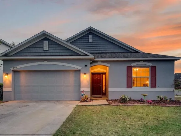 2454 Norwood Pl, Tavares, FL 32778