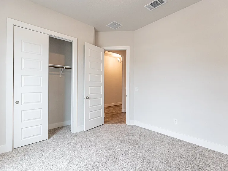 920 Foxbrook Way — Photo 6