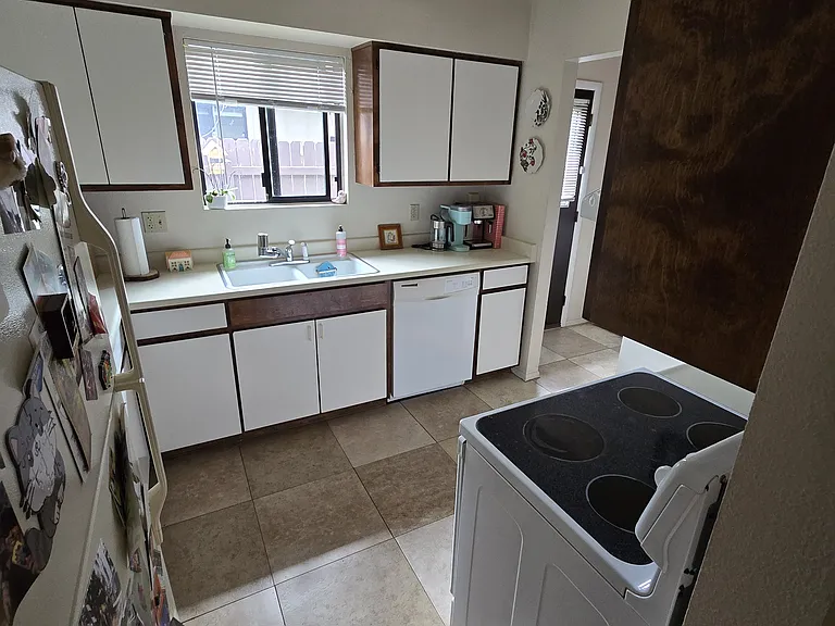 315 W Oak Ave #A — Photo 7