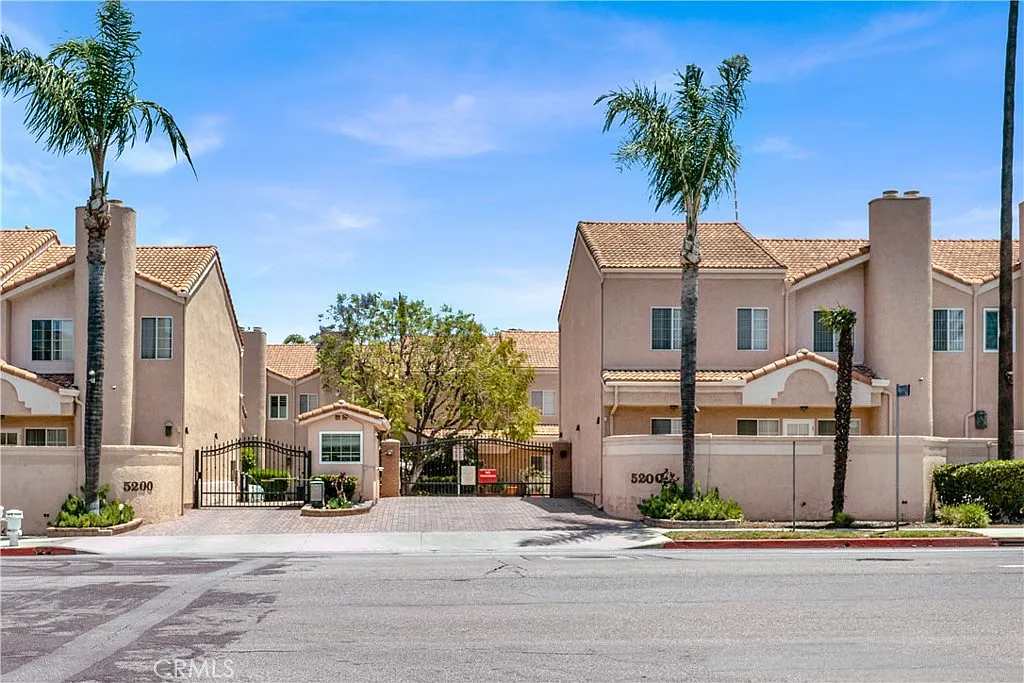 2 bed, 1633 sqft, $4,500 — Photo 1