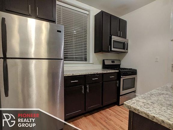 4th image of 2715 W Giddings St #1