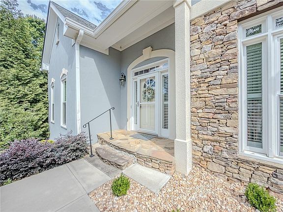 5th image of 4284 Cedar Bluff Way