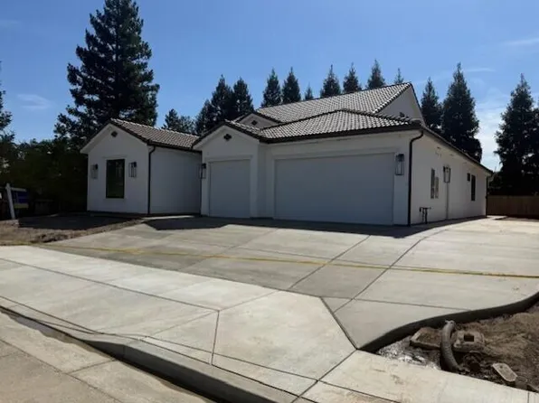 1047 E Arlen Avenue, Visalia, CA 93292