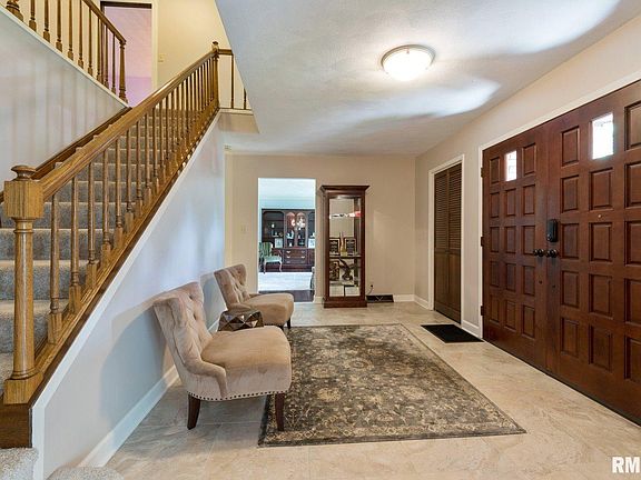 3rd image of 1225 38th Ave Ct