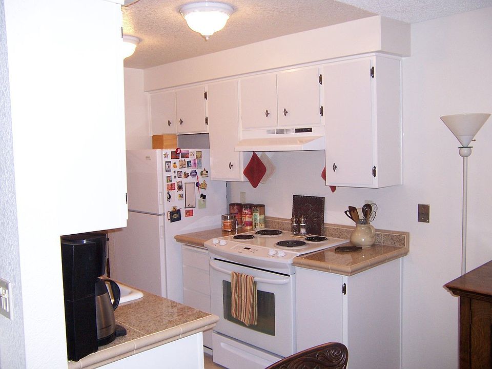2nd image of 8615 25th Ave SW Unit A