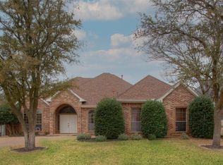 6432 Briercliff Ct, Fort Worth, TX 76132