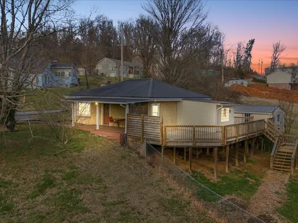 214 Old Siam Rd, Elizabethton, TN 37643