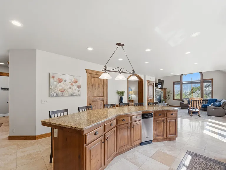 1922 N 1550 E — Photo 17