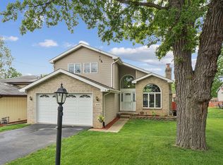16212 Forest Ave, Oak Forest, IL 60452