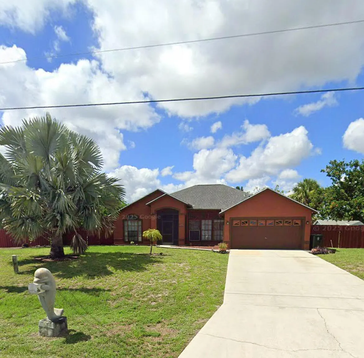 3 bed, 2.0 bath, 1595 sqft, $2,900 — Photo 1