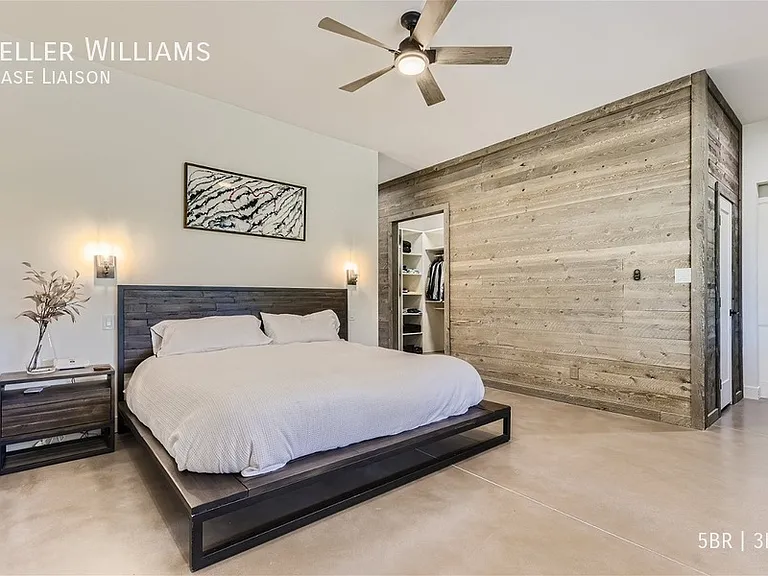 9170 Frank Rd — Photo 13