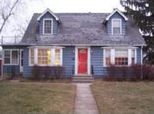 140 Adams St, Marengo, IL 60152