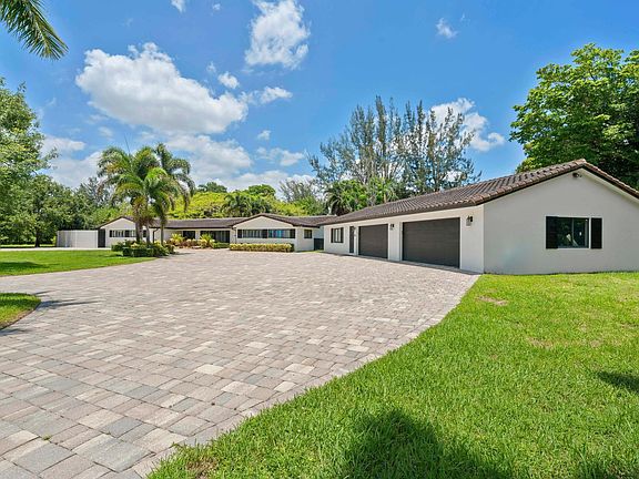 4th image of 14701 Sunset Lane