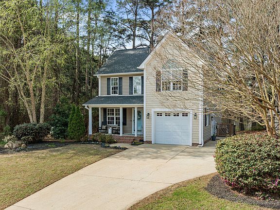 2nd image of 576 Tralee Drive